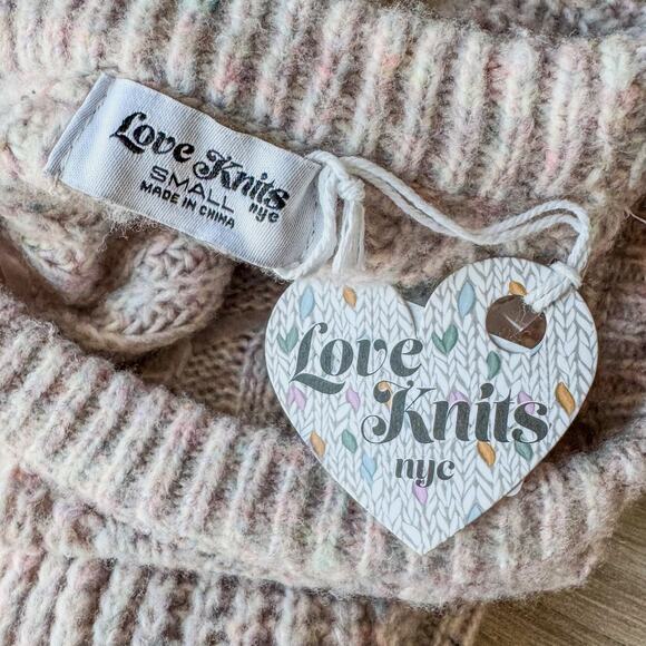 NWT-Love Knits NYC of Francesca’s Keyhole Cable Knit Sweater, Women’s Size Small - Picture 7 of 11